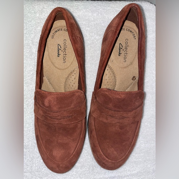 Clarks Trish Rose Suede Comfort Loafer in Mahogany - Picture 3 of 6